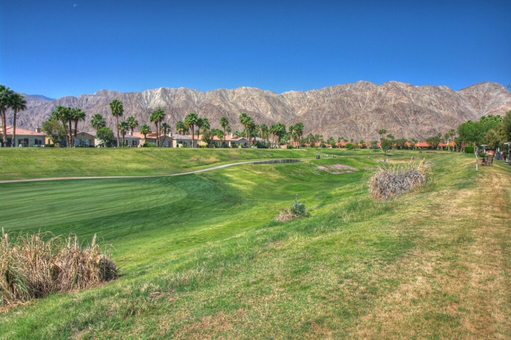 Duna La Quinta is a guard-gated golf community comprised of single-family homes and condos. 